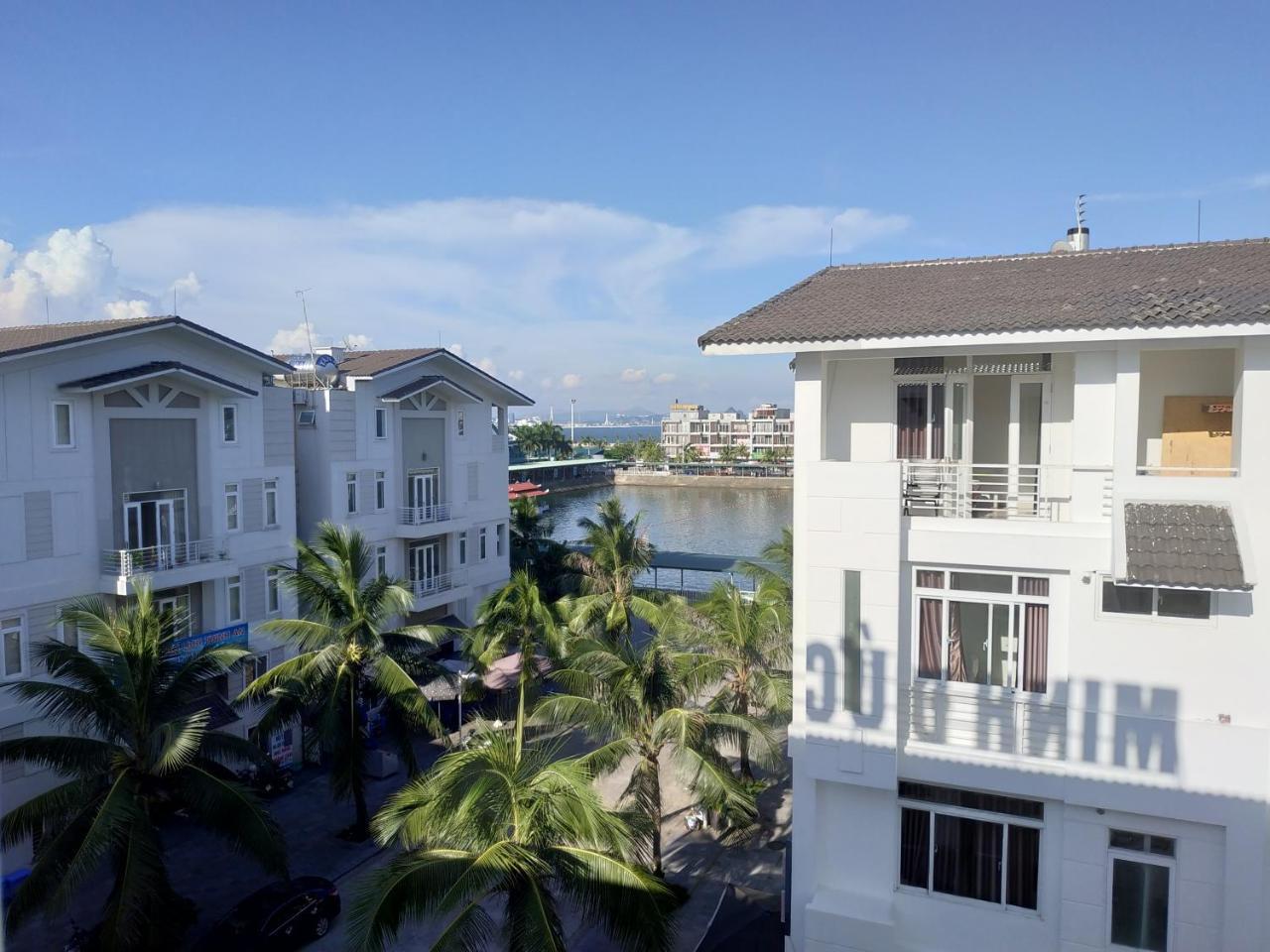 Minh Duc Hotel Ha Long Bagian luar foto
